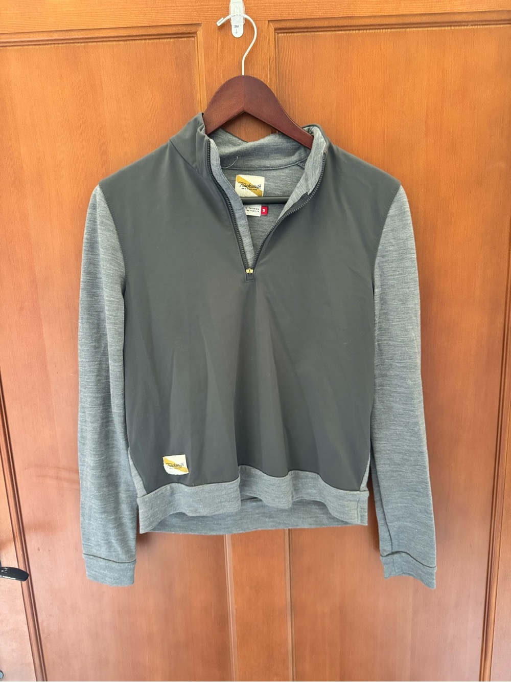 Tracksmith NDO wind block Downeaster Two-Tone Gray Quarter-Zip merino wool M